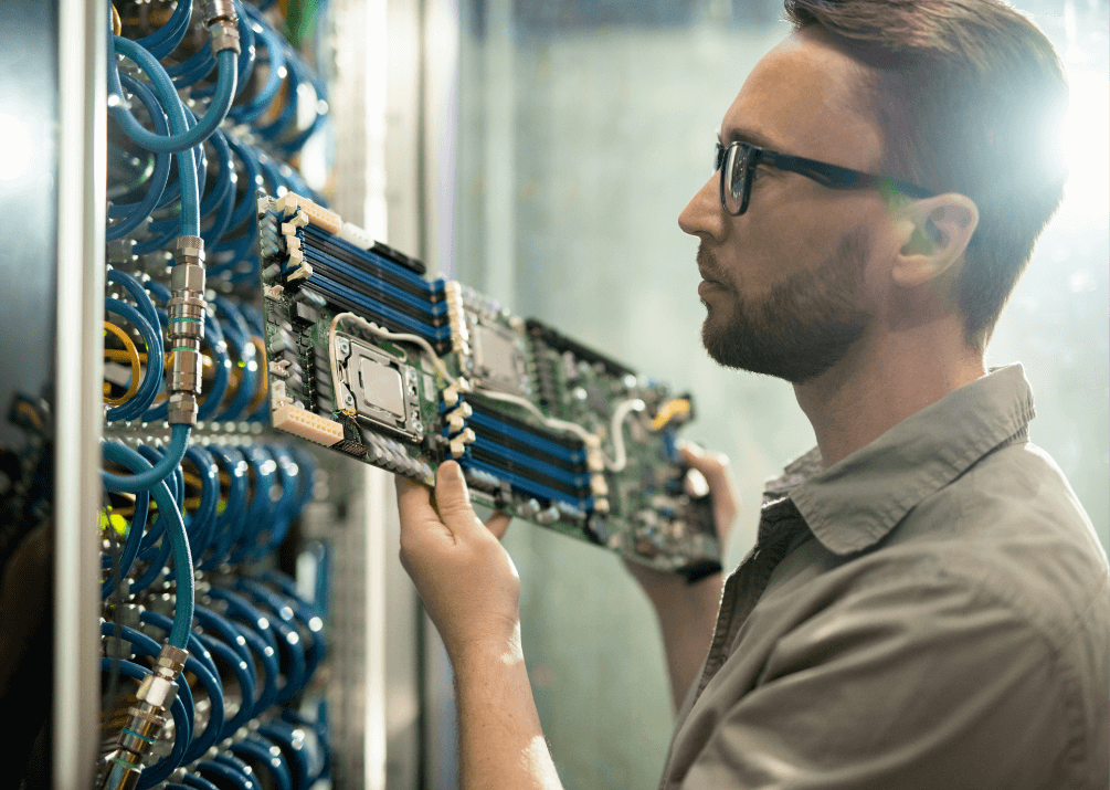 ITVET Engineer Fixing Smart Building Network
